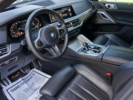 2021 BMW X6 M50i