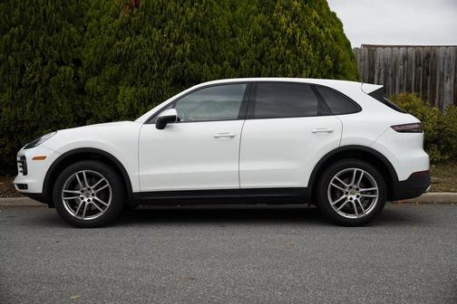 2019 Porsche Cayenne Cayenne