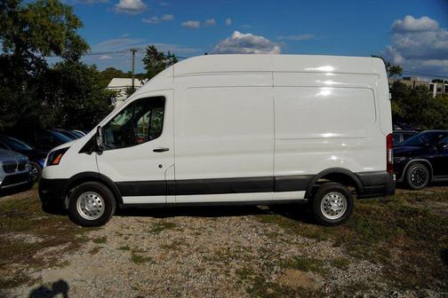 2022 Ford Transit-350 Base