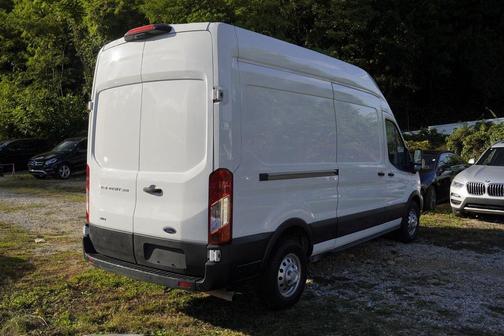 2022 Ford Transit-350 Base
