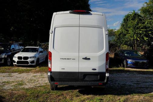 2022 Ford Transit-350 Base