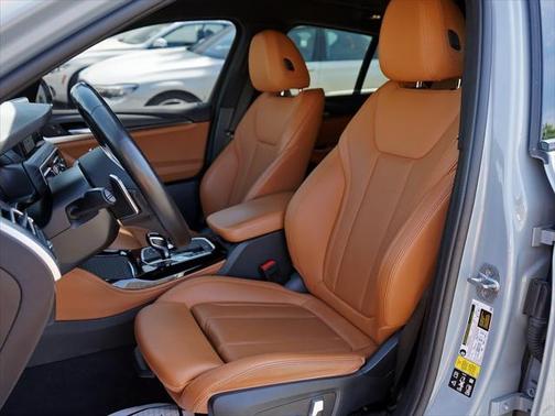 2022 BMW X4 xDrive30i