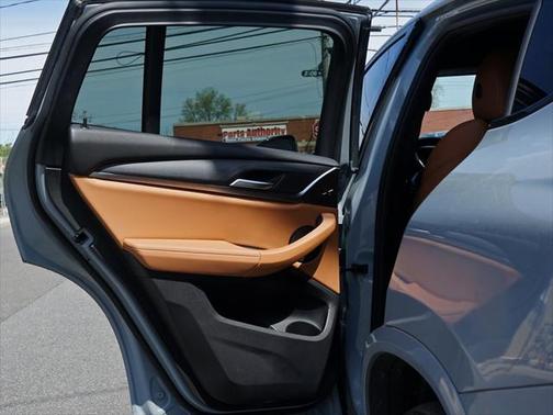 2022 BMW X4 xDrive30i