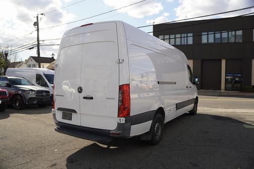 2023 Mercedes-Benz Sprinter 2500 High Roof