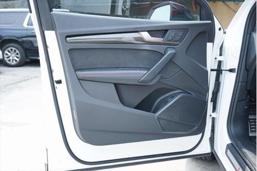 2022 Audi SQ5 3.0T Premium Plus