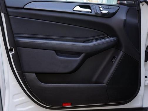 2019 Mercedes-Benz GLE 400 Base 4MATIC