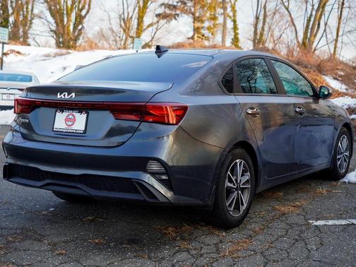 2022 Kia Forte LXS