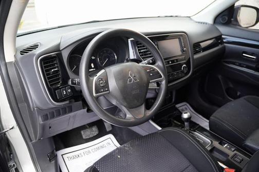 2019 Mitsubishi Outlander ES