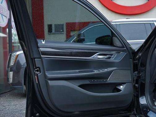 2022 BMW 750 i xDrive