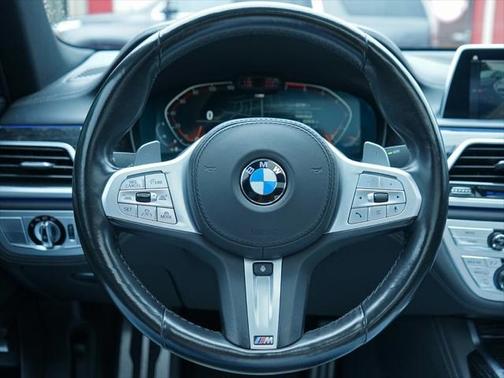 2022 BMW 750 i xDrive