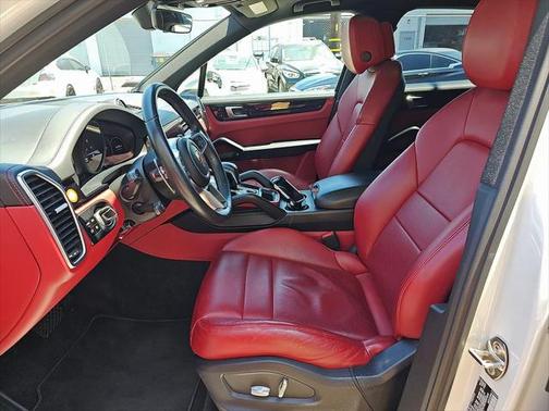 2020 Porsche Cayenne AWD