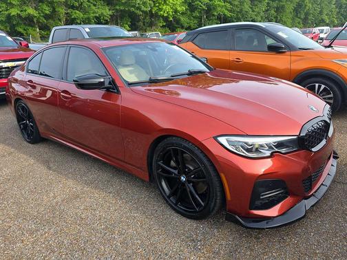 Sunset Orange Metallic 2019 BMW 330 330i