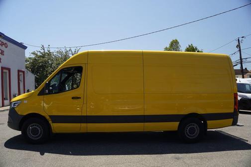 Calcite Yellow 2021 Mercedes-Benz Sprinter 2500 High Roof