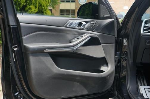 2020 BMW X7 M50i