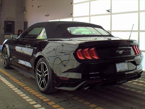 2022 Ford Mustang EcoBoost Premium