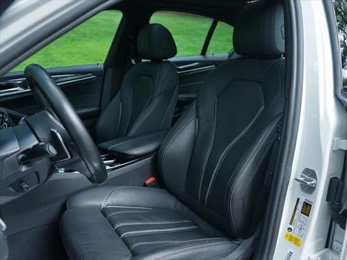 2017 BMW 530 530i