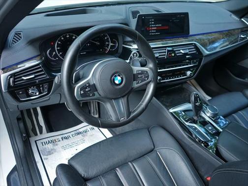 2017 BMW 530 530i