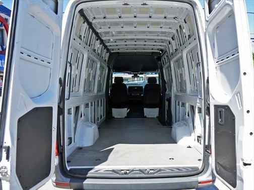 2022 Mercedes-Benz Sprinter 2500 High Roof