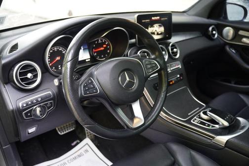 Selenite Grey Metallic 2018 Mercedes-Benz GLC 300 4MATIC
