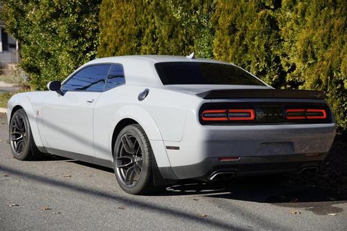 2022 Dodge Challenger R/T Scat Pack Widebody