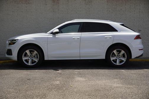 Glacier White Metallic 2019 Audi Q8 3.0T Premium