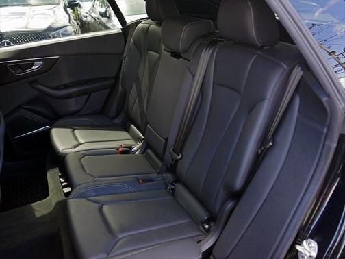 2021 Audi Q8 55 Prestige