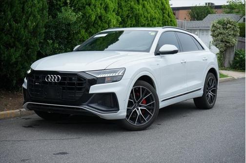 2021 Audi Q8 55 Premium Plus