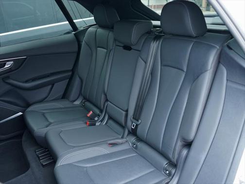 2021 Audi Q8 55 Premium Plus
