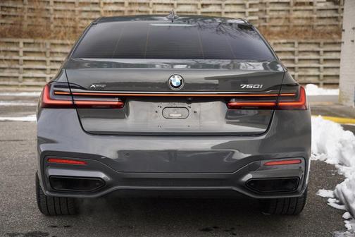 2021 BMW 750 i xDrive