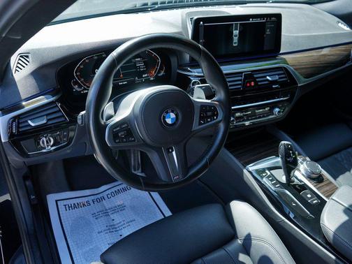 2023 BMW 530 i xDrive