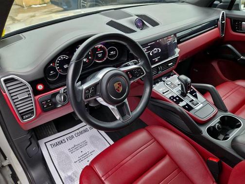 2020 Porsche Cayenne Cayenne