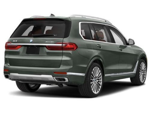 2022 BMW X7 M50i