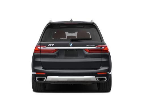 2022 BMW X7 M50i