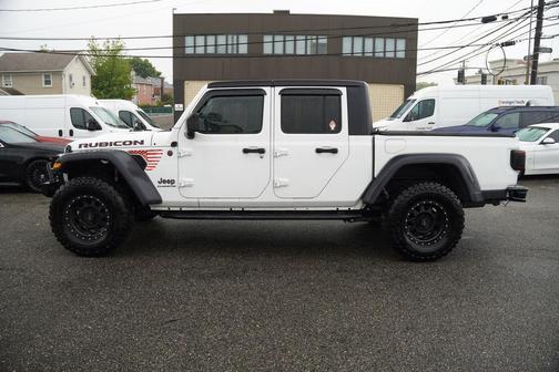 Bright White Clearcoat 2020 Jeep Gladiator Rubicon