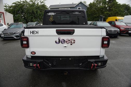 Bright White Clearcoat 2020 Jeep Gladiator Rubicon