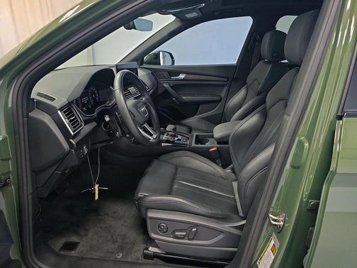 2023 Audi Q5 45 S line Premium Plus