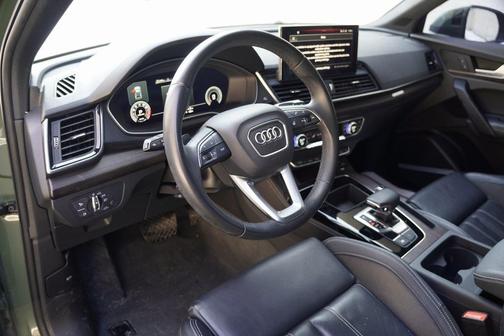 2023 Audi Q5 45 S line Premium Plus