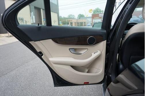 2018 Mercedes-Benz C-Class 4MATIC