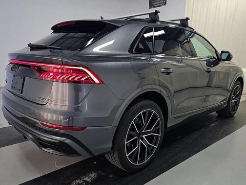 2023 Audi Q8 55 Premium Plus