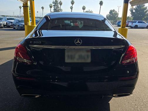 2019 Mercedes-Benz E-Class E 300