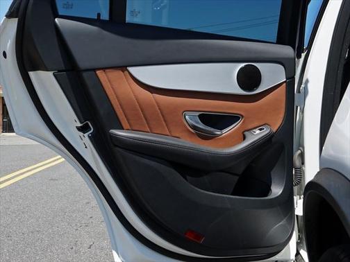 2022 Mercedes-Benz GLC 300 Base