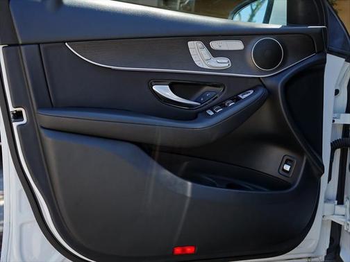 2020 Mercedes-Benz GLC 300 4MATIC