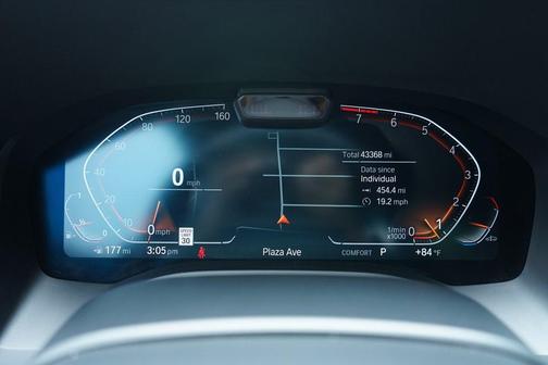 2023 BMW 840 i