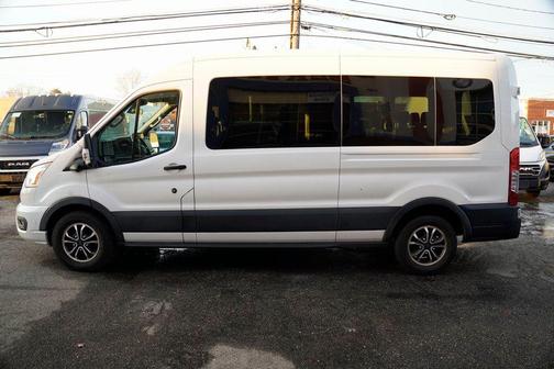 2022 Ford Transit-350 XLT