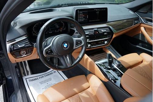 2022 BMW 530 i xDrive