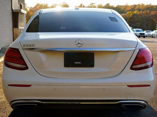 2018 Mercedes-Benz E-Class E 300