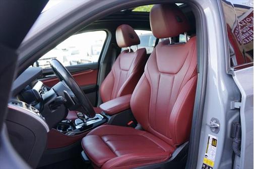 2022 BMW X4 xDrive30i