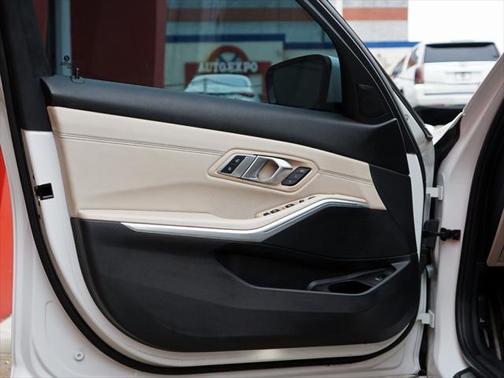 2020 BMW 330 330i