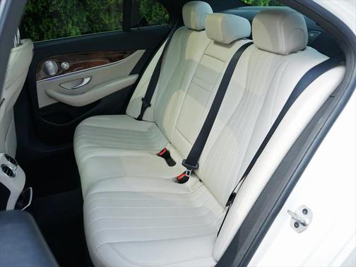 2018 Mercedes-Benz E-Class E 300