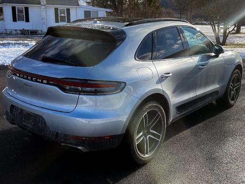 2020 Porsche Macan Base